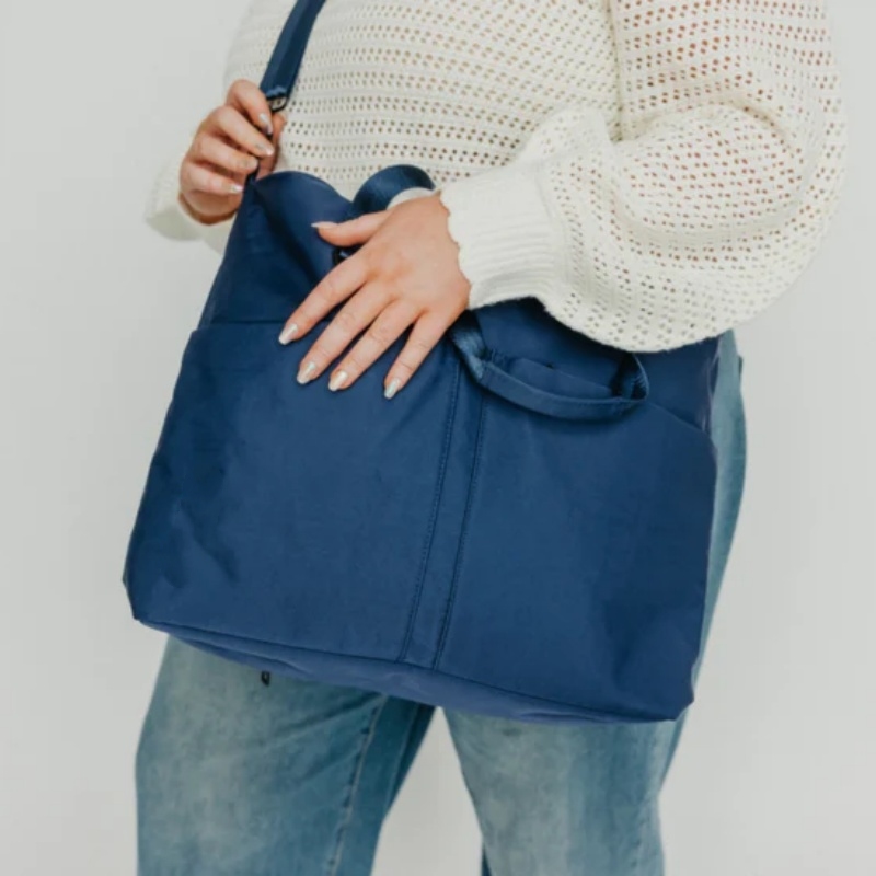 Elegant Navy Blue Tote Bag with Adjustable Straps